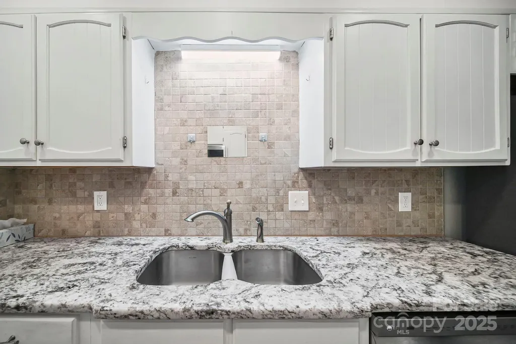 855 Nottingham Drive Gastonia NC 28054
