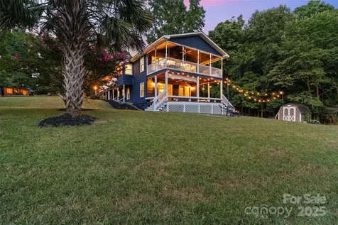 335 Carroll Cove Clover SC 29710