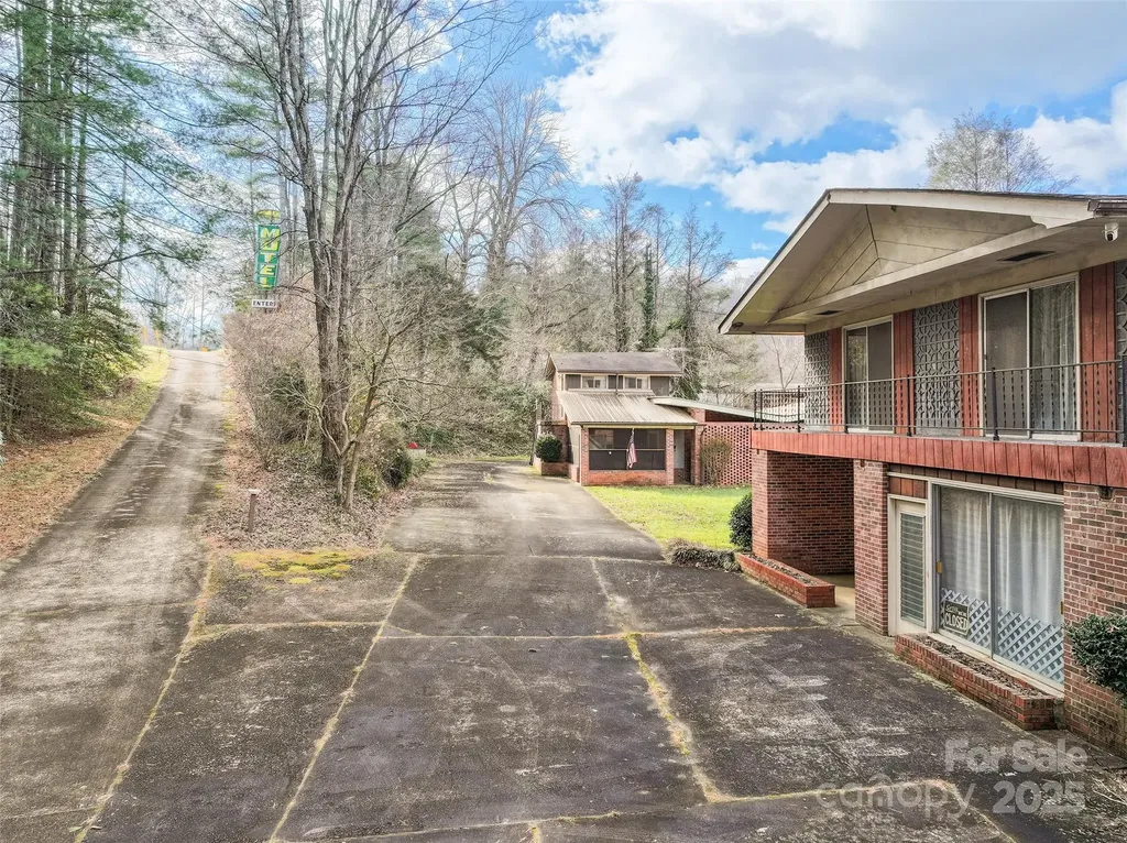 20826 Great Smoky Mountain Expressway Waynesville NC 28786