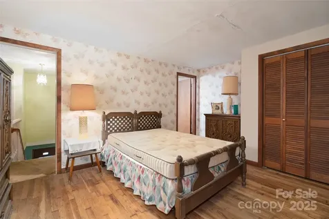 20826 Great Smoky Mountain Expressway Waynesville NC 28786