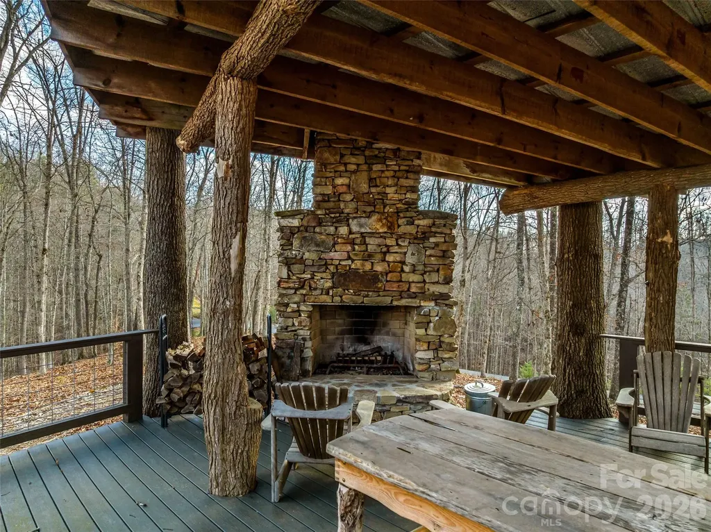 112 Moon Shadow Lane Marshall NC 28753