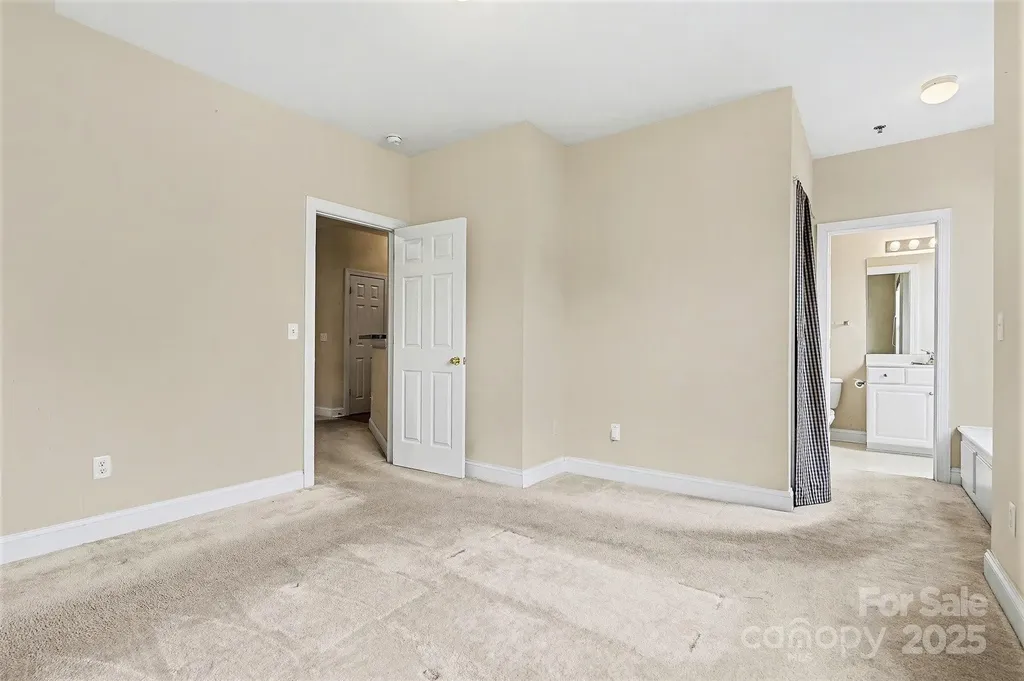 6812 Park Place Drive Charlotte NC 28262