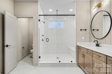 2418 Crestview Drive Charlotte NC 28216