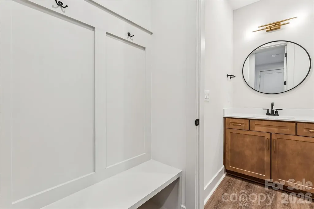 2412 Crestview Drive Charlotte NC 28216