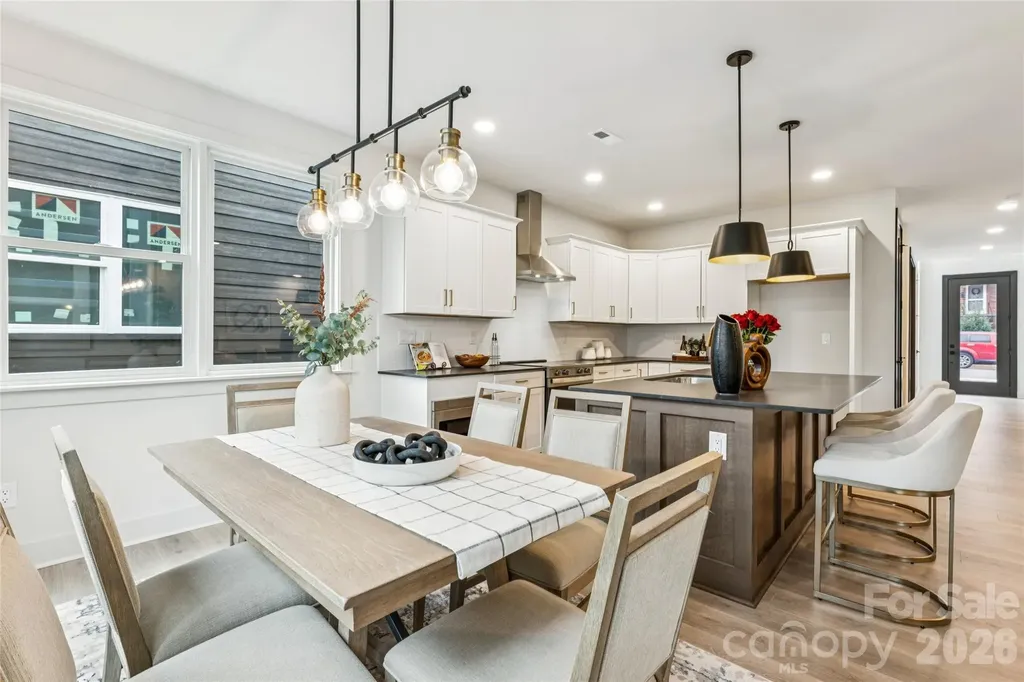 2416 Crestview Drive Charlotte NC 28216