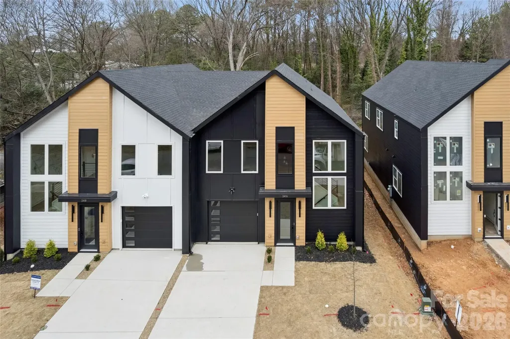 2416 Crestview Drive Charlotte NC 28216