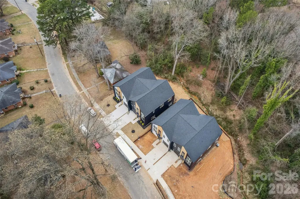 2416 Crestview Drive Charlotte NC 28216