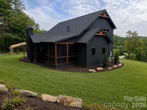 25 Emory Paige Road Weaverville NC 28787
