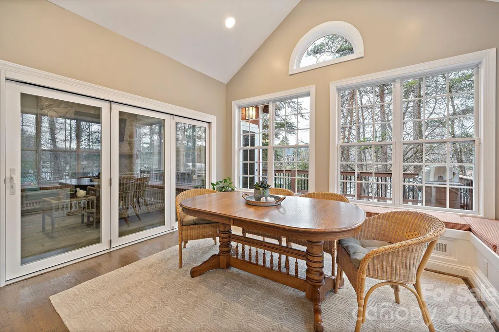4685 Eagle Pointe Court Denver NC 28037