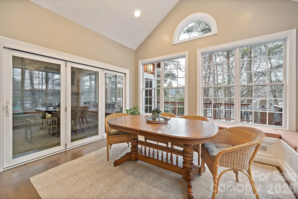 4685 Eagle Pointe Court Denver NC 28037
