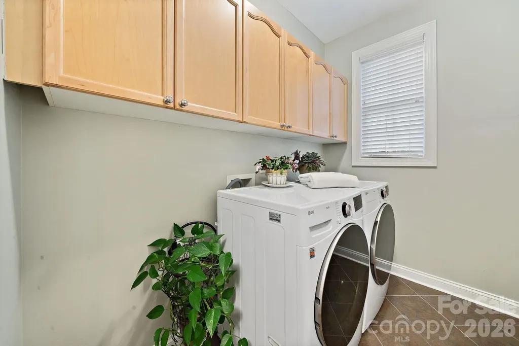4685 Eagle Pointe Court Denver NC 28037