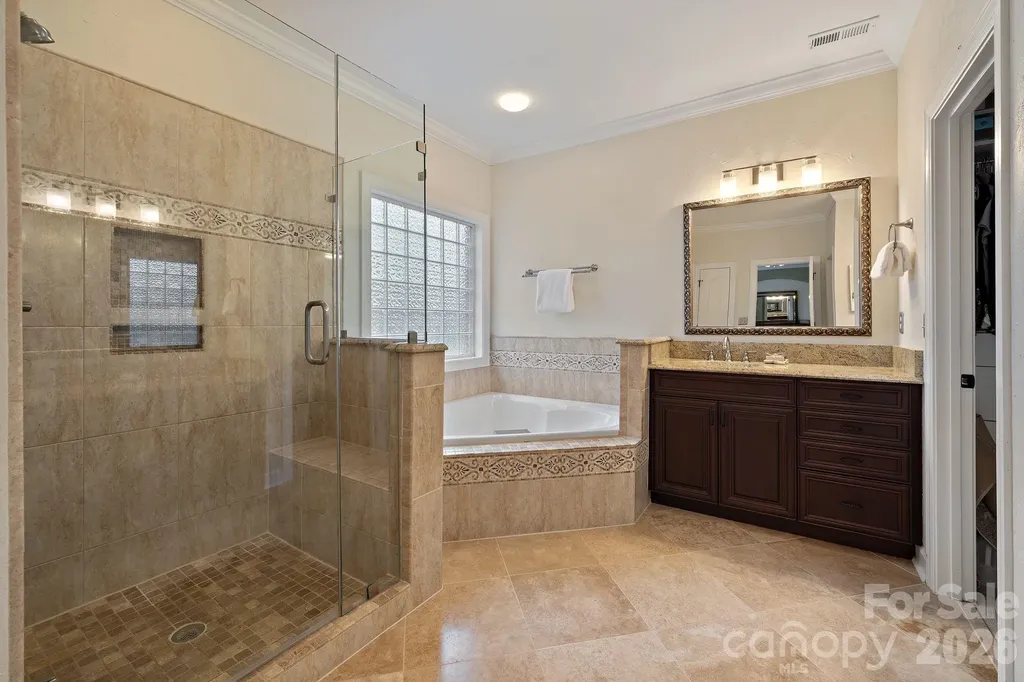 4685 Eagle Pointe Court Denver NC 28037