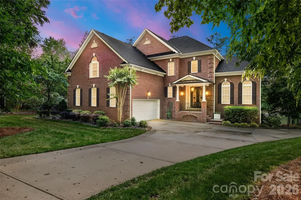4685 Eagle Pointe Court Denver NC 28037