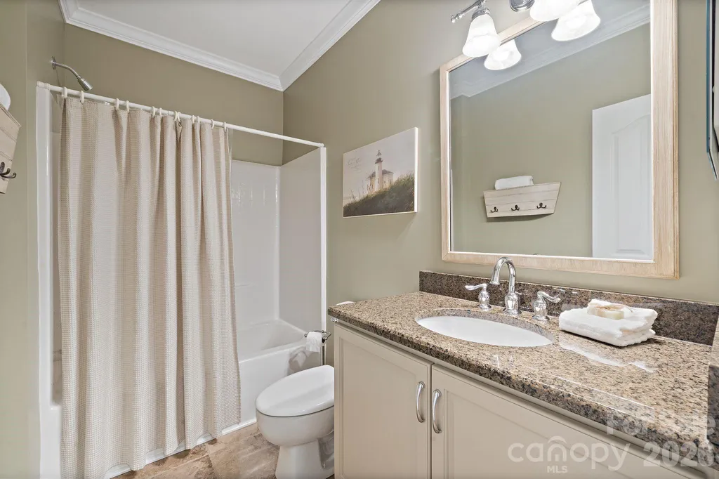 4685 Eagle Pointe Court Denver NC 28037