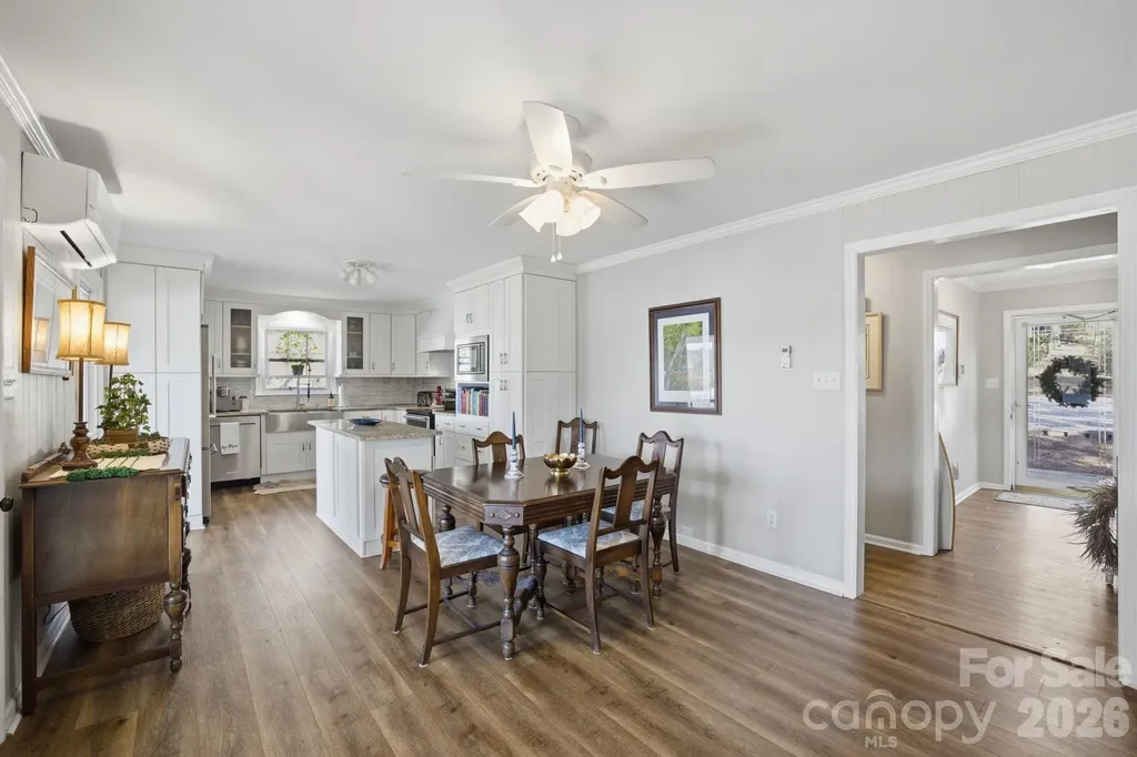 122 Lily Pad Loop Troutman NC 28166