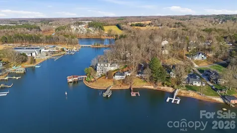 122 Lily Pad Loop Troutman NC 28166