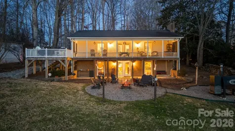 122 Lily Pad Loop Troutman NC 28166