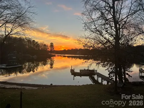 122 Lily Pad Loop Troutman NC 28166