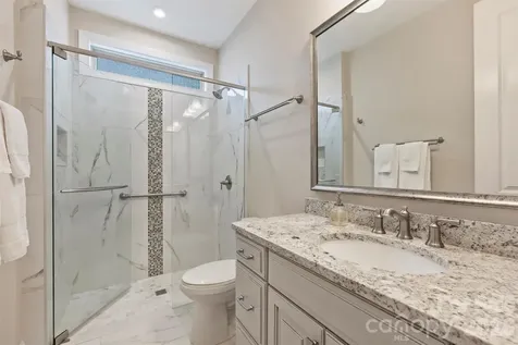 9610 Cresswind Boulevard Charlotte NC 28215