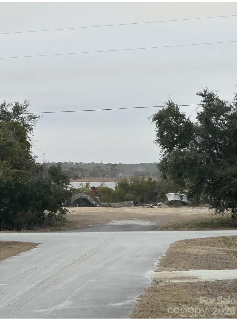108 Clara Crossroad Harkers Island NC 28531