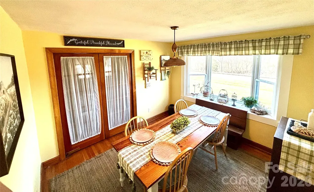 3391 Asbury Road Mount Airy NC 27030