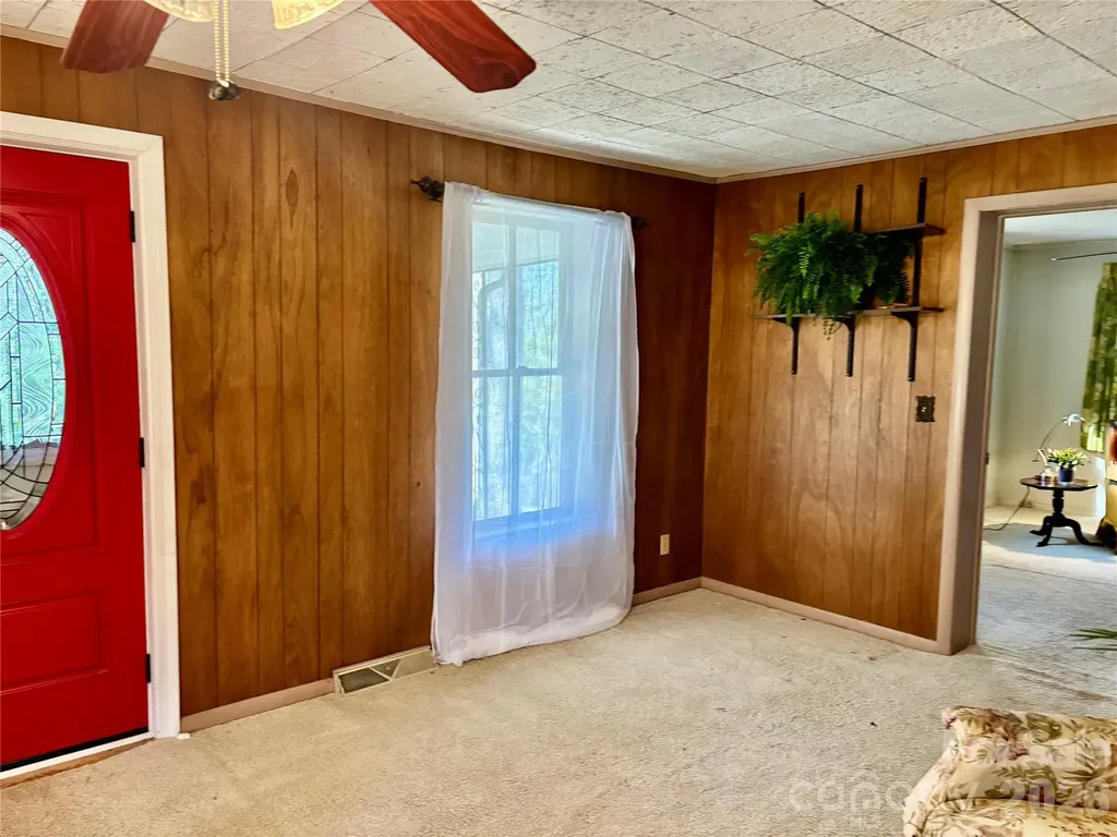 67 Shawnee Trail Asheville NC 28805