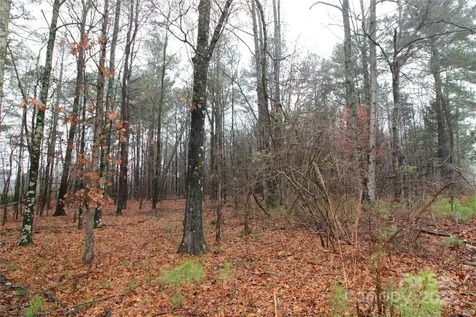 8.94+/-AC Bess Road Bessemer City NC 28016