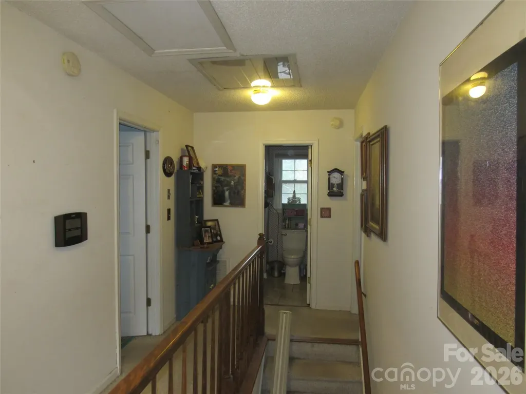 19 Westminster Drive Asheville NC 28804