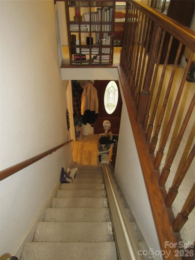 19 Westminster Drive Asheville NC 28804