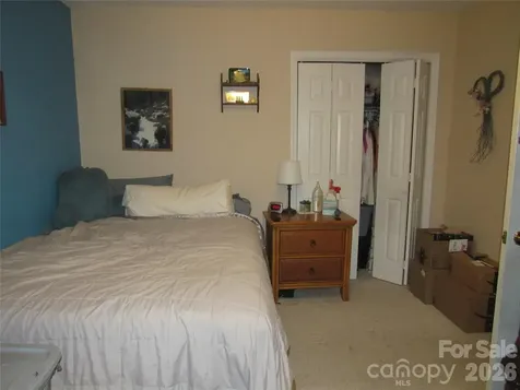 19 Westminster Drive Asheville NC 28804