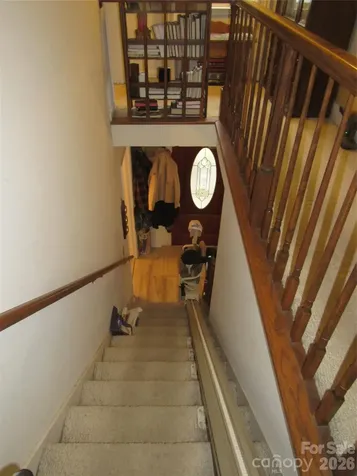 19 Westminster Drive Asheville NC 28804