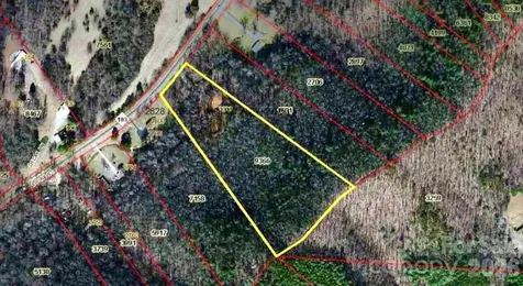 2828 E Pine Street Mount Airy NC 27030