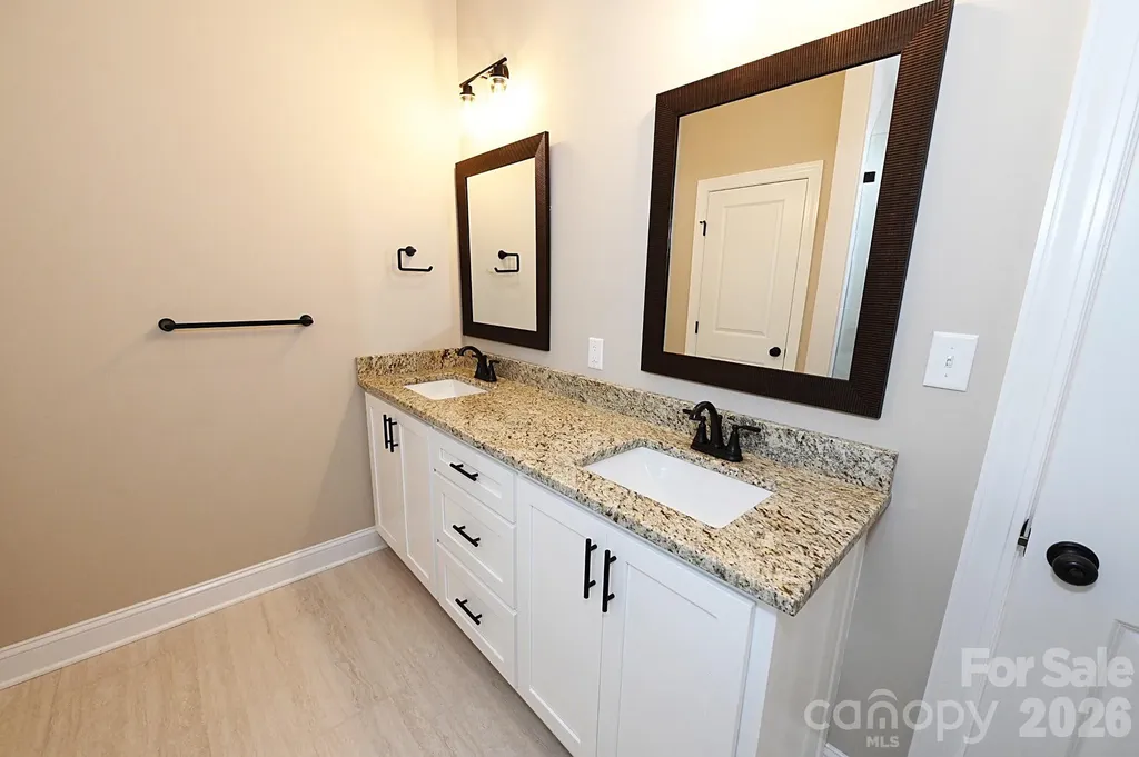 4932 Southview Drive Hickory NC 28602