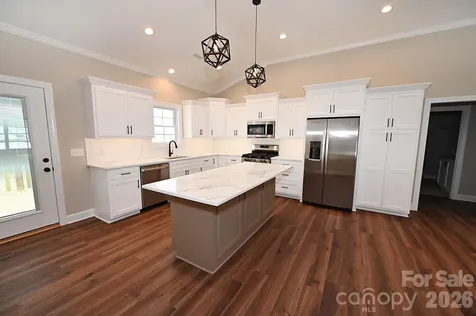 4932 Southview Drive Hickory NC 28602