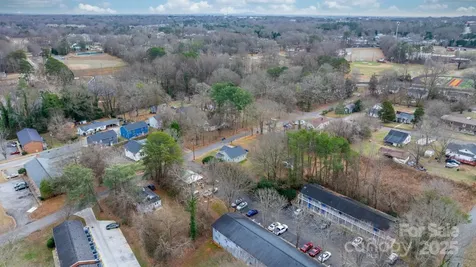1529 4th Street NE Hickory NC 28601