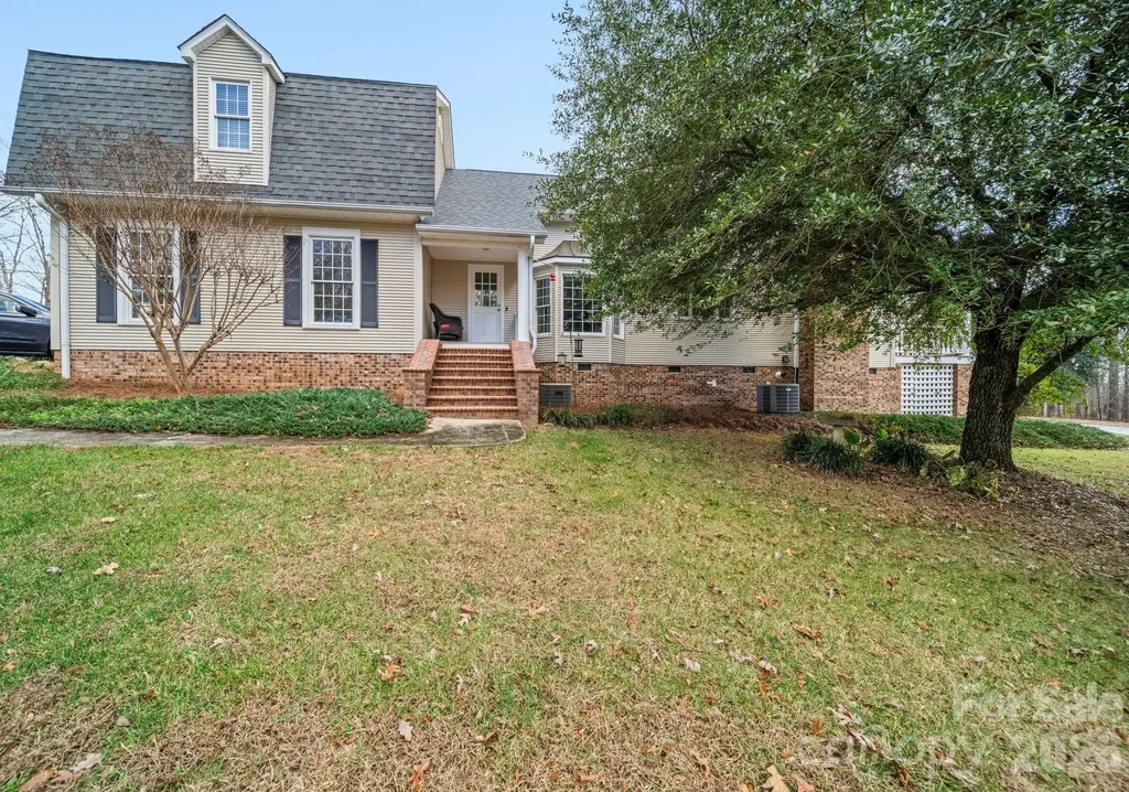 32618 Guard Road Albemarle NC 28001