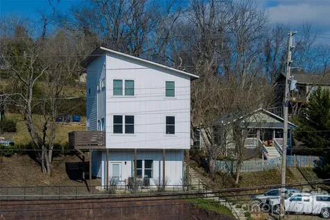 1057, 1061, 1063 Riverside Drive Asheville NC 28804