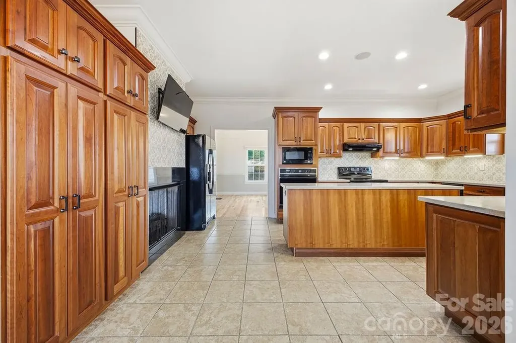 38 Sweetwater Oaks Drive Fletcher NC 28732