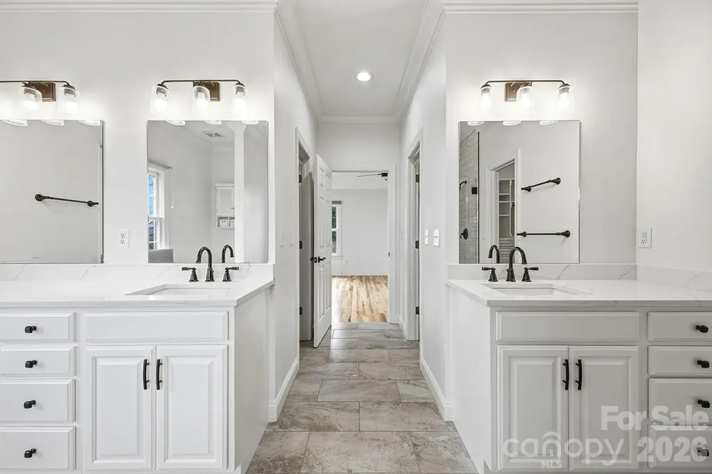 38 Sweetwater Oaks Drive Fletcher NC 28732