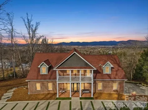 38 Sweetwater Oaks Drive Fletcher NC 28732
