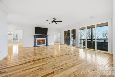 38 Sweetwater Oaks Drive Fletcher NC 28732