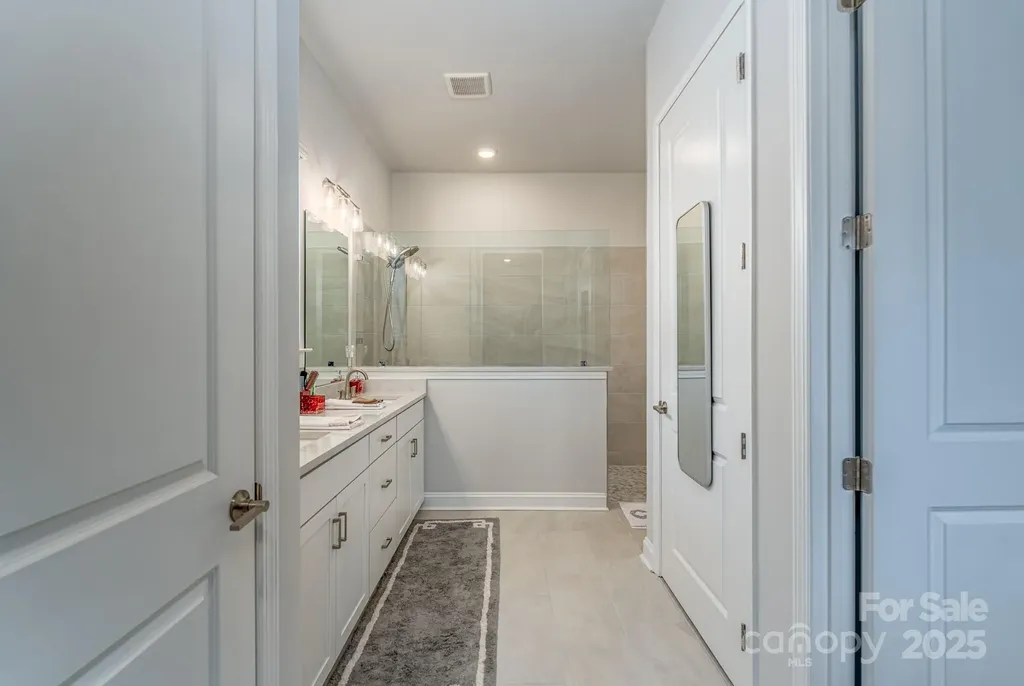 1038 Idyllic Lane Waxhaw NC 28173