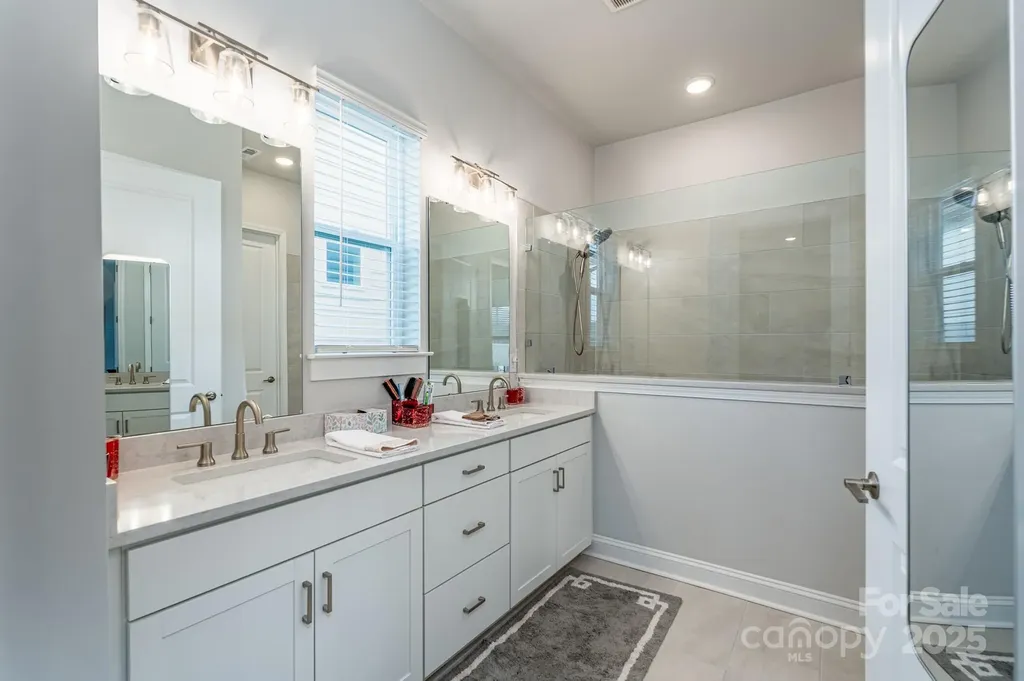 1038 Idyllic Lane Waxhaw NC 28173