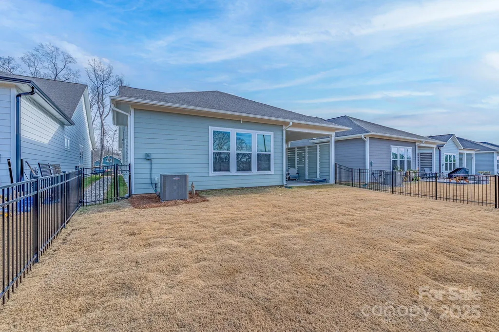 1038 Idyllic Lane Waxhaw NC 28173