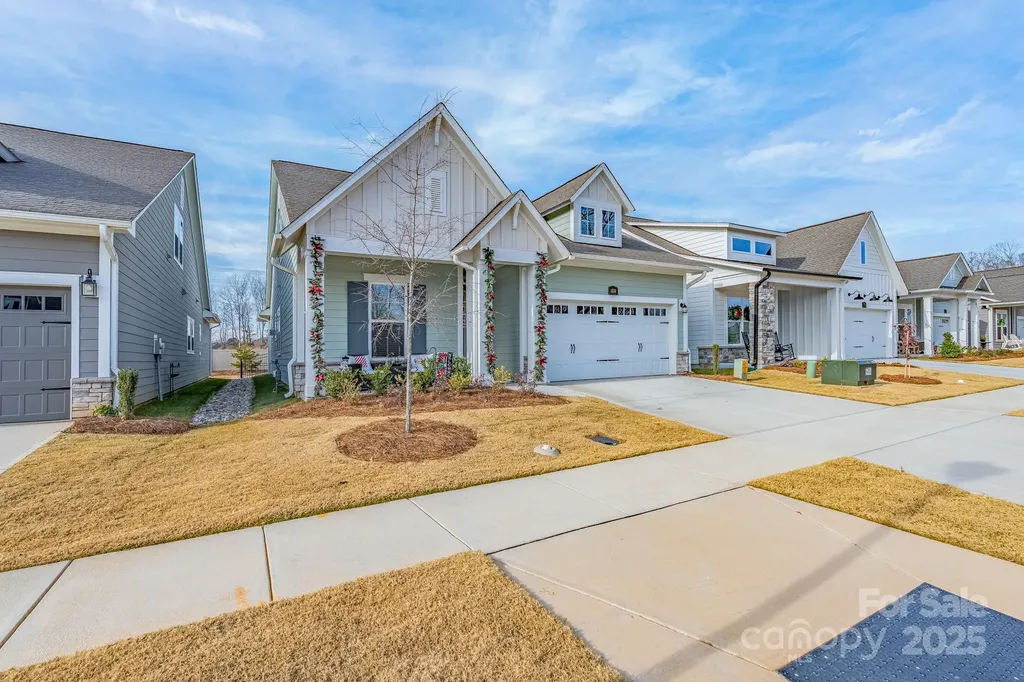 1038 Idyllic Lane Waxhaw NC 28173