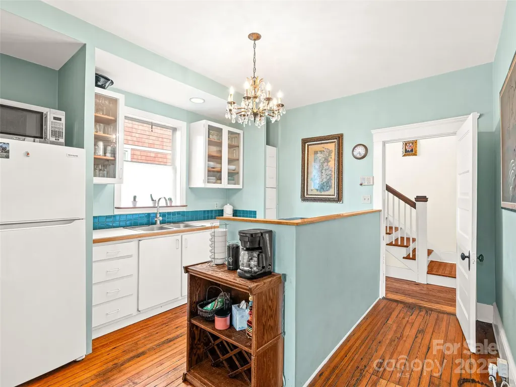 12 Bearden Avenue Asheville NC 28801