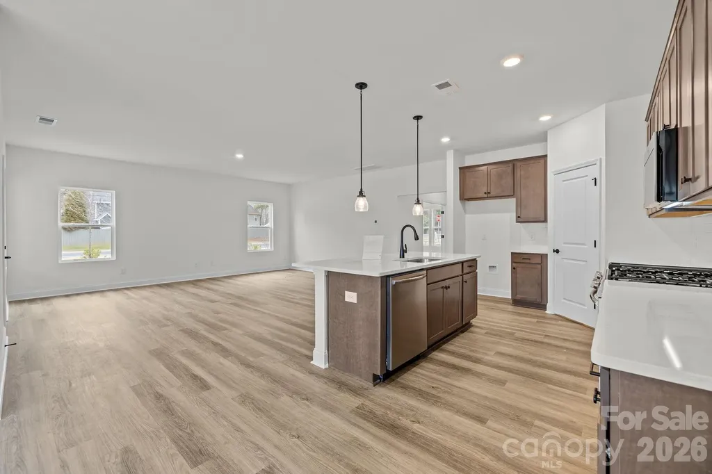 4004 Grommet Court Matthews NC 28105