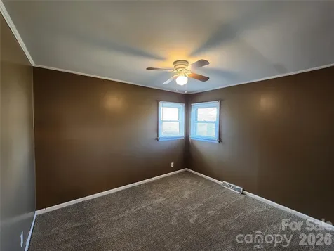 31 Stanley Street Candler NC 28715