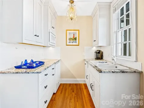 35 Peach Knob Drive Asheville NC 28804