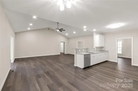 1489 Paraham Road S York SC 29745